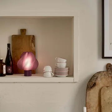 Soft Serve kannettava pöytälamppu - Lavender sorbet, 23 cm - Crème Atelier