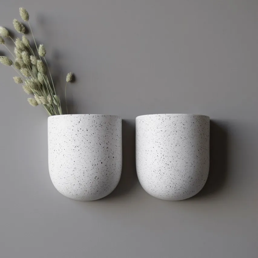 Cut seinälle ripustettava ruukku white dot, Large DBKD