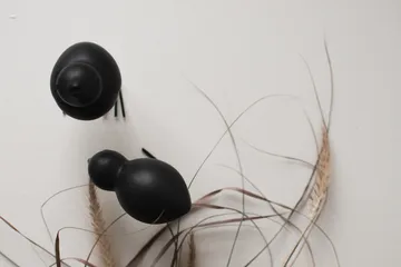 DBKD Swedish Birds -pääsiäiskoriste, 2-pakkaus - Black - DBKD