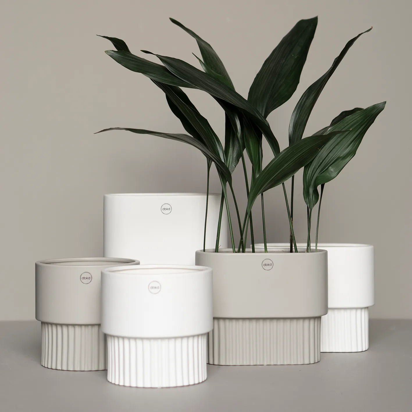 Front ruukku ovaali, korkea, White DBKD