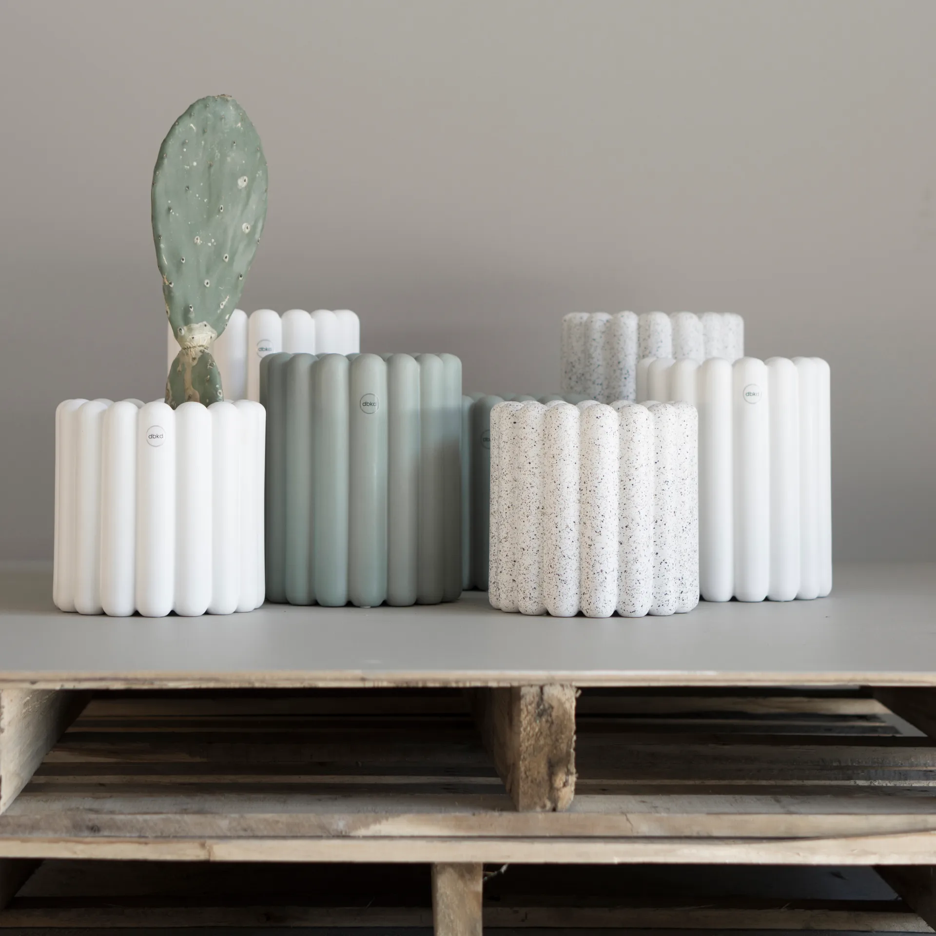 Mist ruukku large Ø19x27 cm, White DBKD