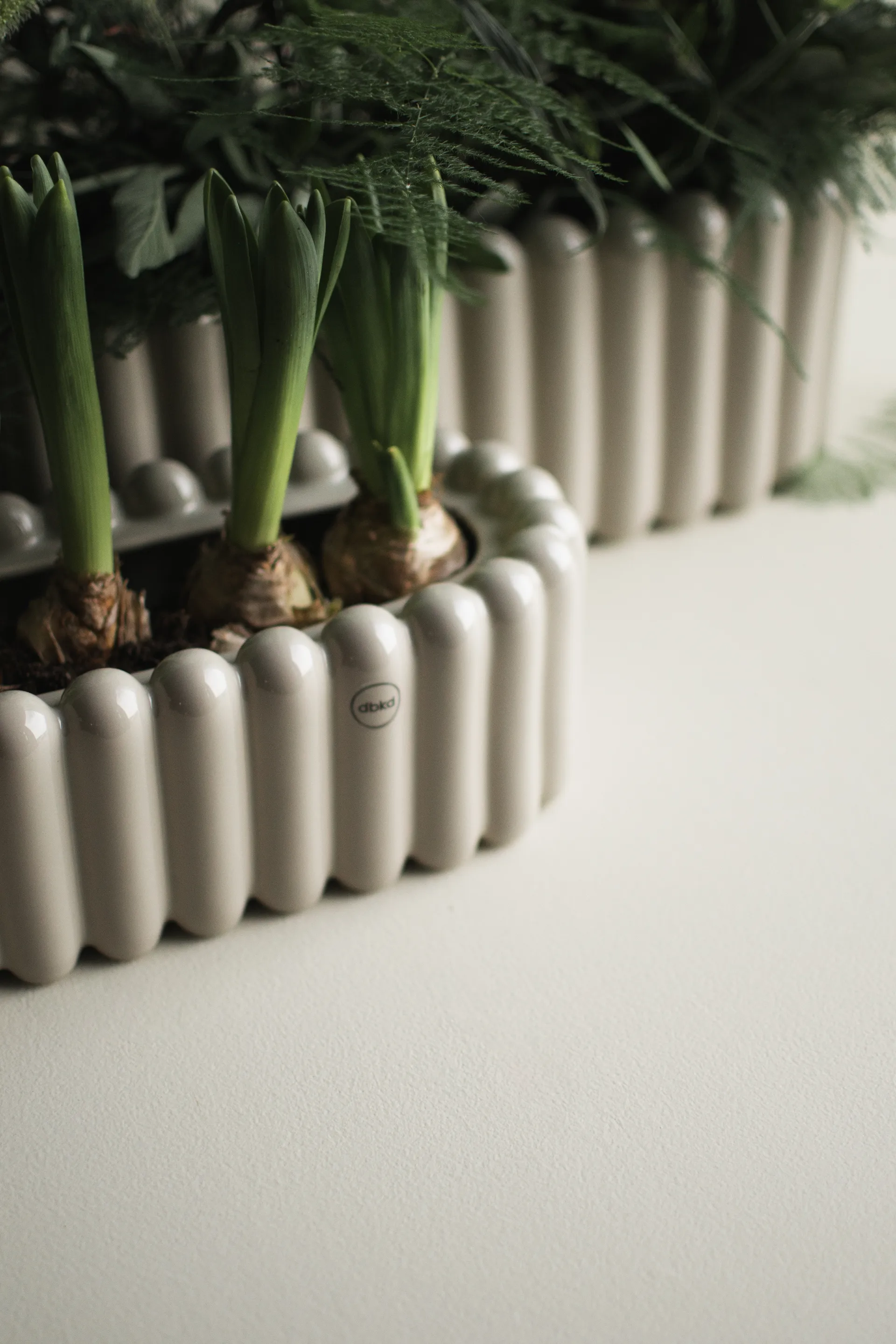 Mist ruukku soikea small 35 cm, Kiiltävä maatiaismyyri DBKD