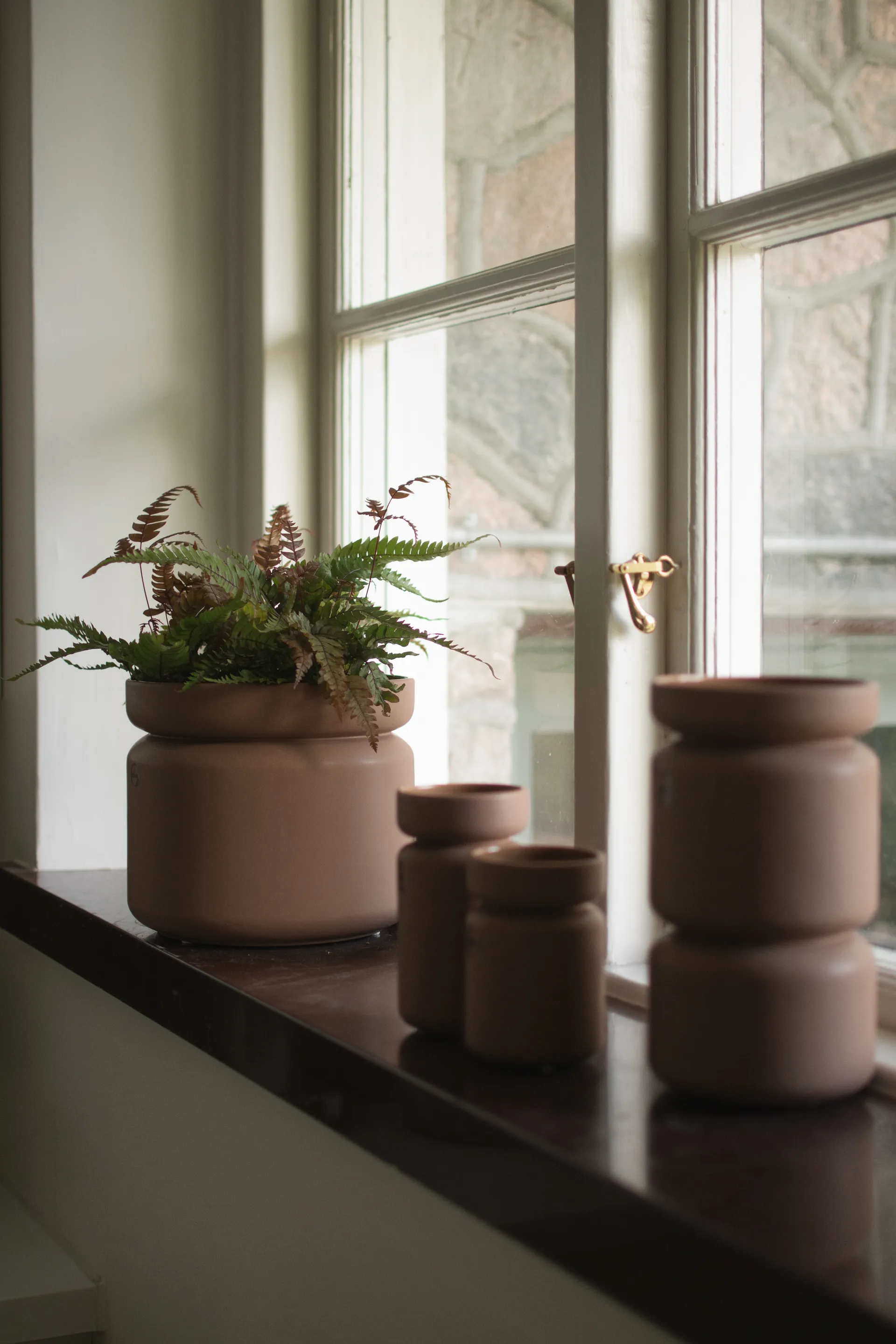 Neck ruukku, Nougat, Ø22,5x20 cm DBKD