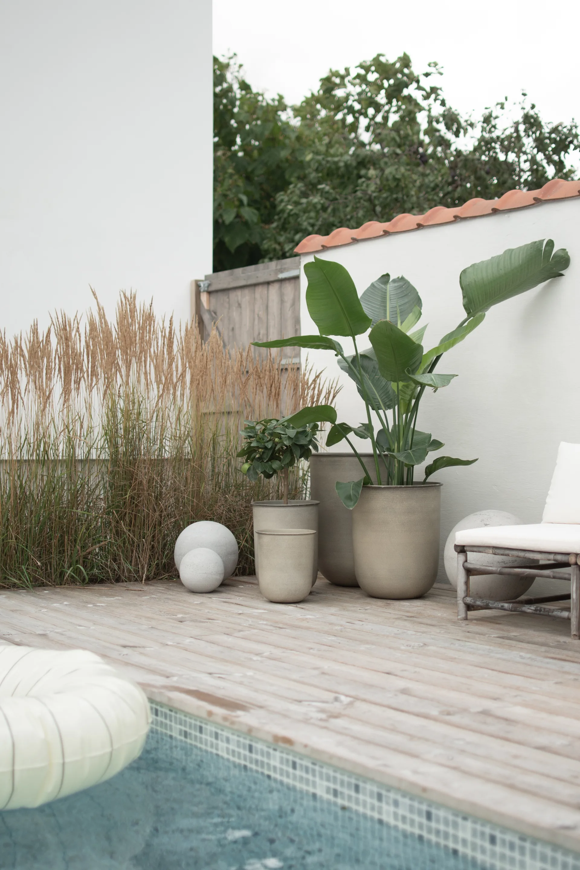 Out ruukku 4 osaa, Beige DBKD