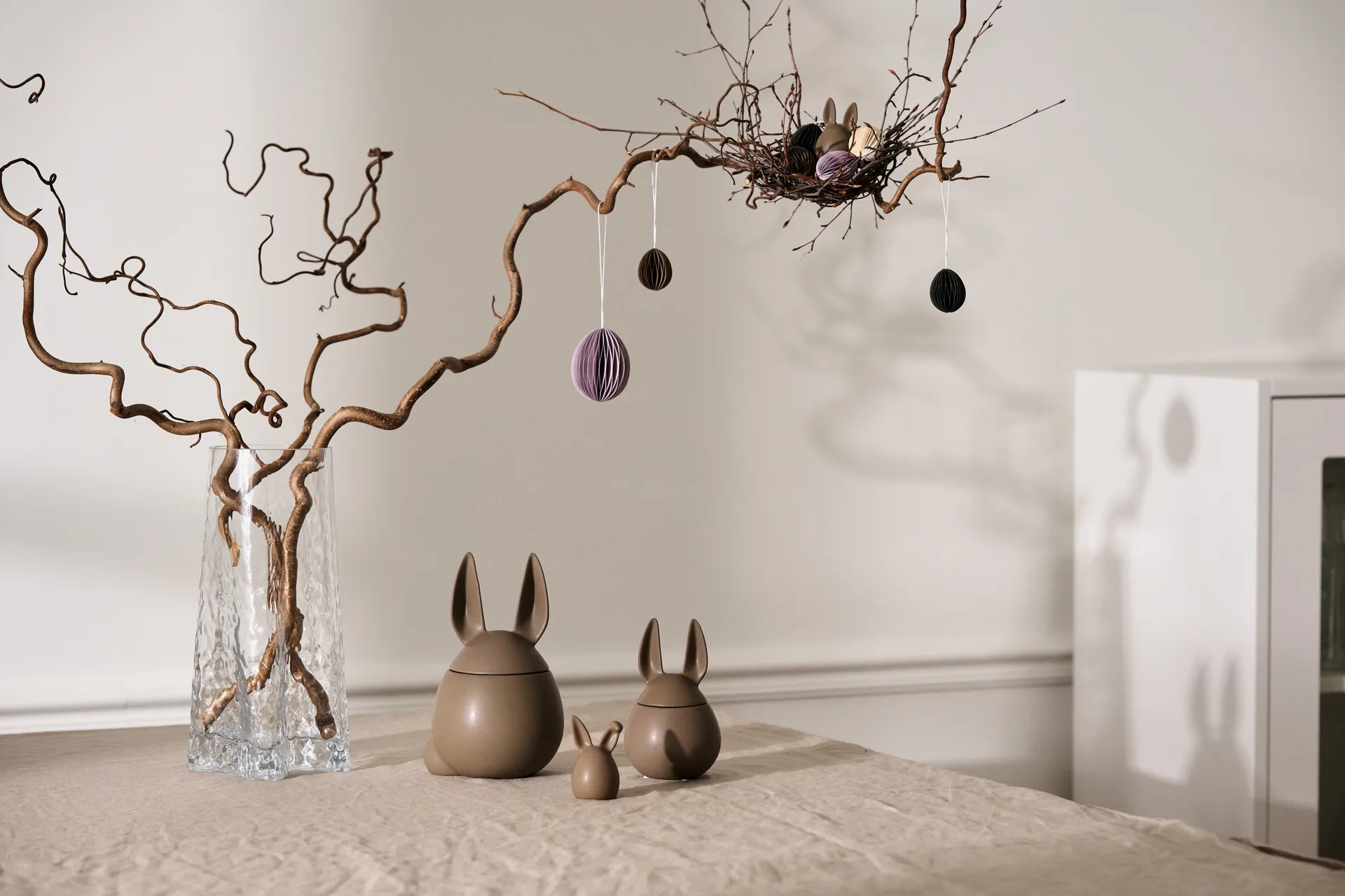 Ovoid pääsiäiskoriste paperi small 4 cm, Brown DBKD