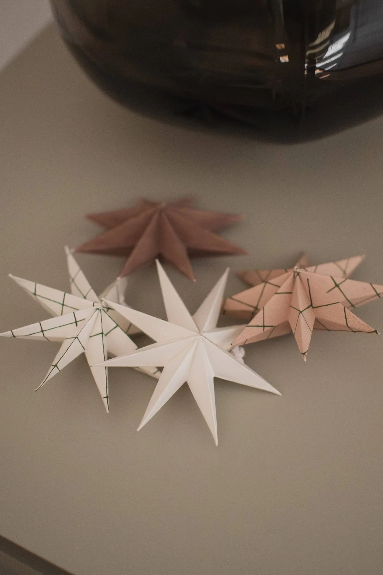 Paper-winter tähti koriste-riipus, Square sand, pieni, Ø9 cm DBKD