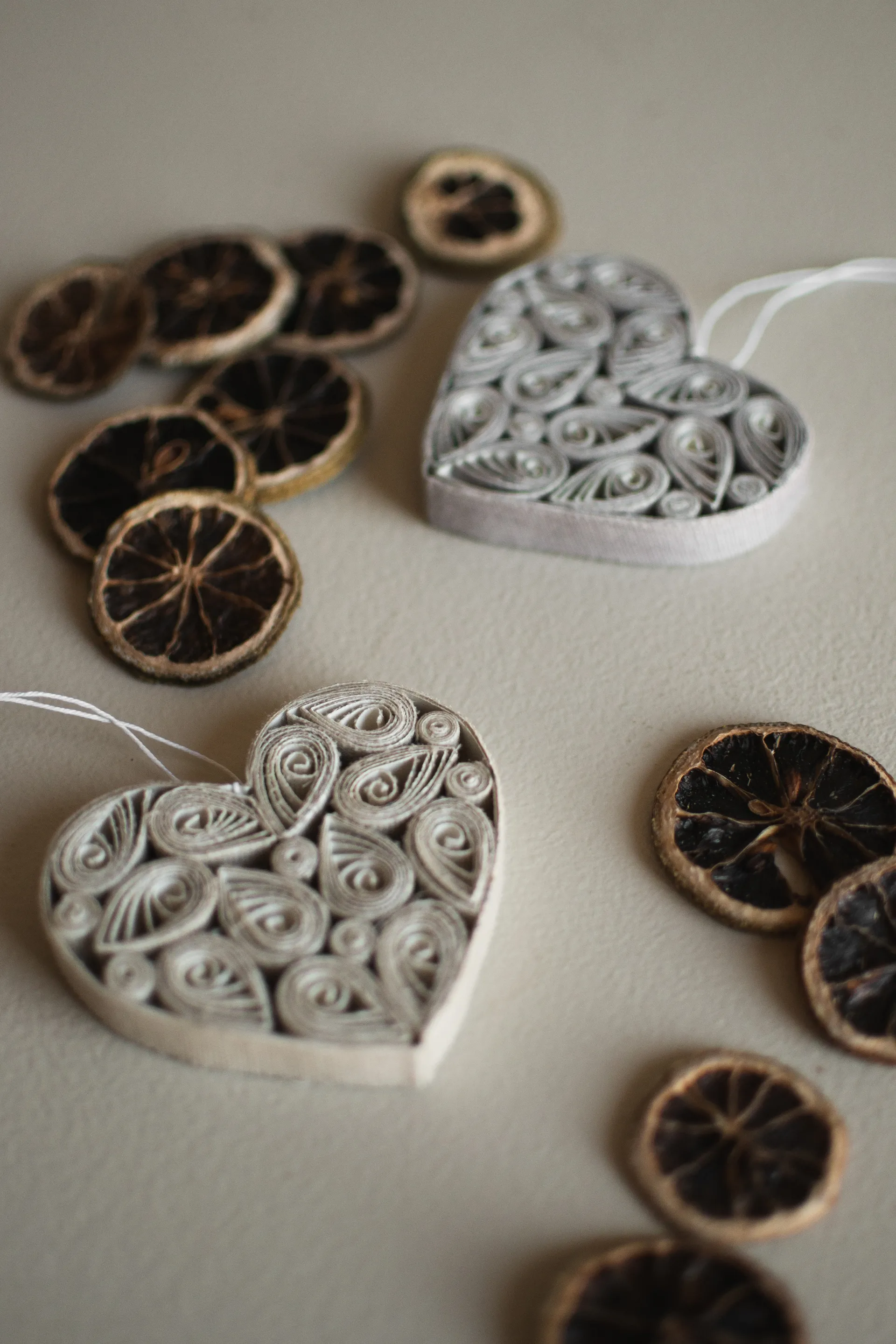 Paperisydän 8 cm, Kermainen DBKD