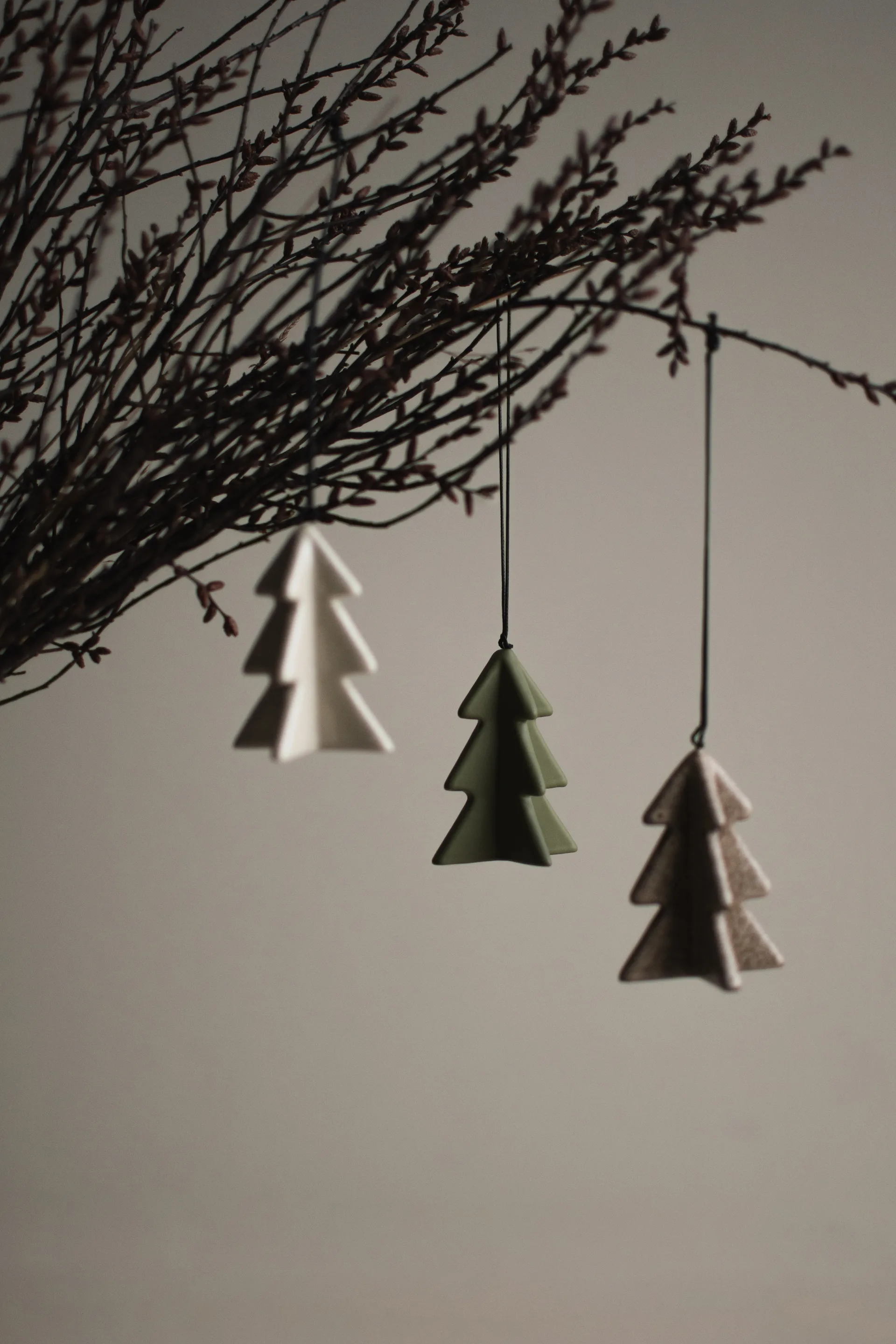 Riippuva talvipuu 7 cm, Beige DBKD