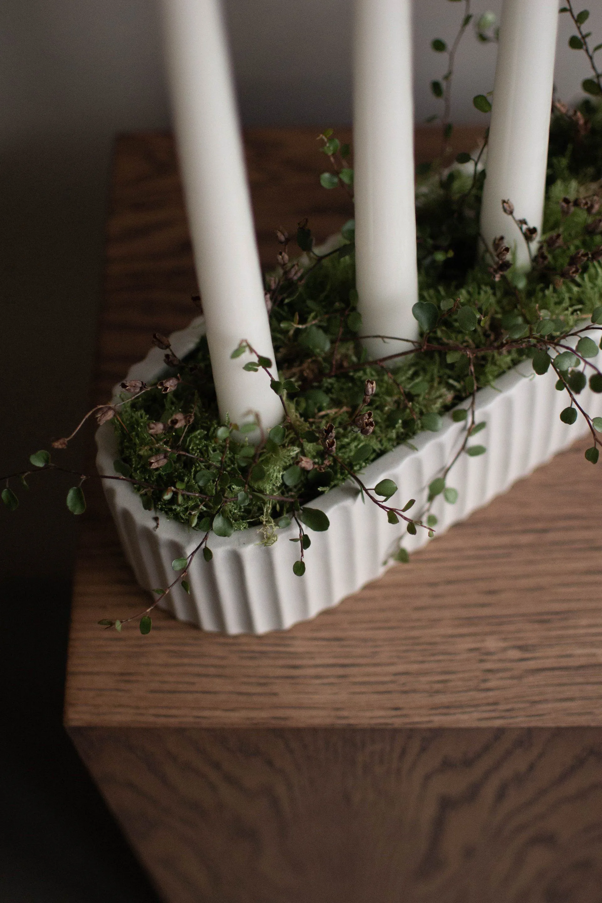 Stripe adventtikynttilänjalka 30 cm, Shiny white DBKD