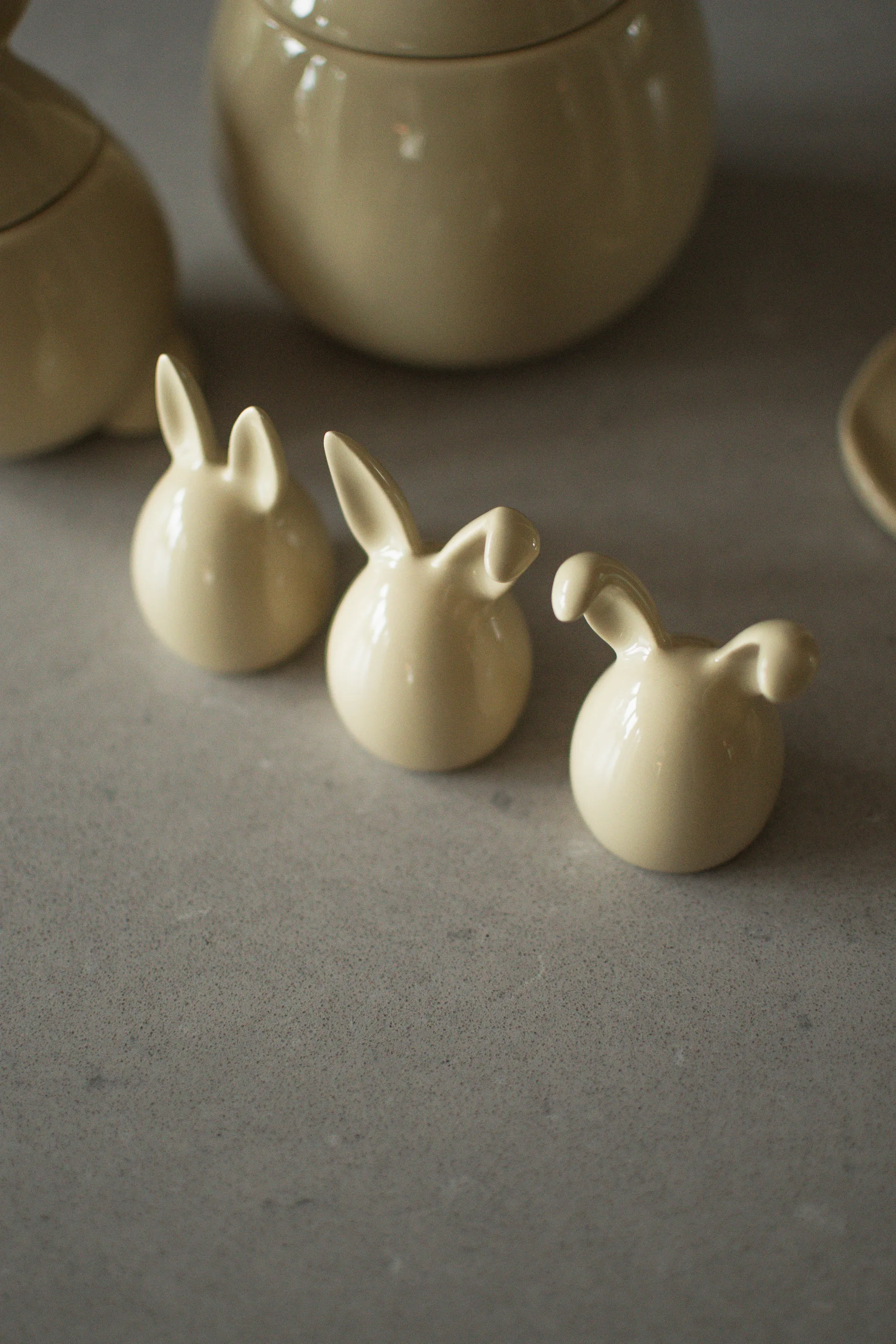 Triplets pääsiäispupu, 3-pakkaus, Kiiltävä keltainen DBKD