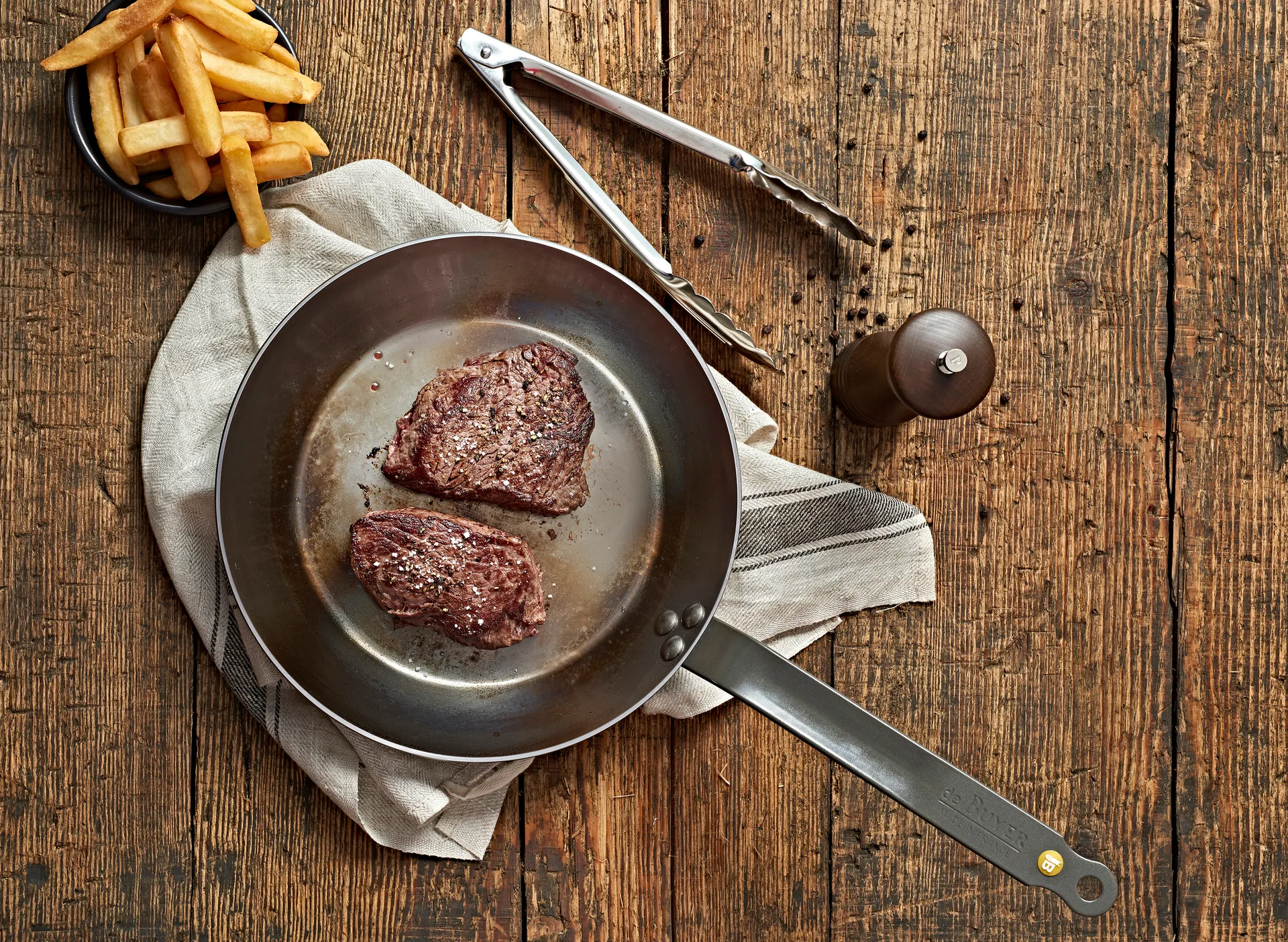 Mineral B -paistinpannu, 28 cm De Buyer