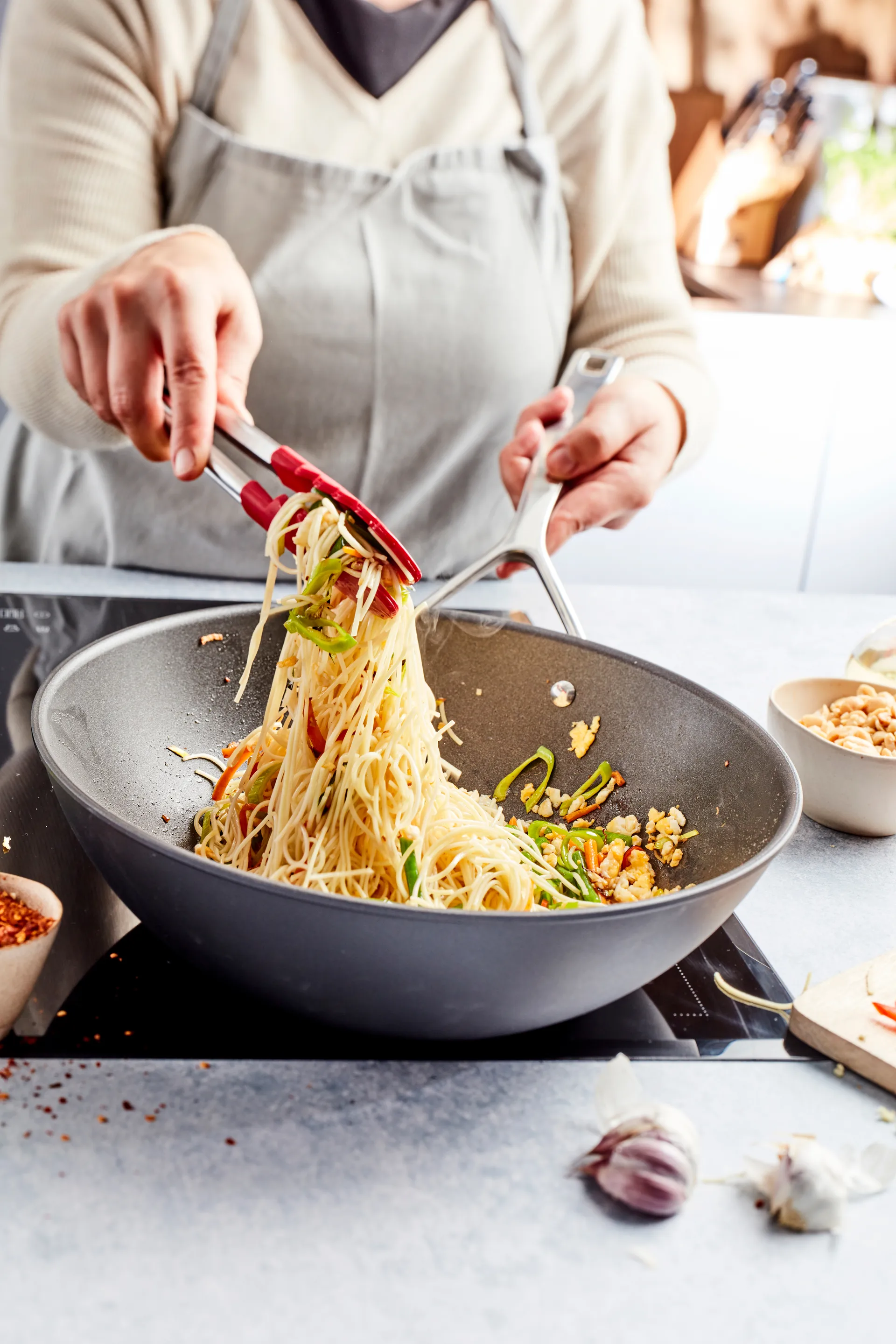 Demeyere Alu Pro -wokkipannu, 30 cm Demeyere