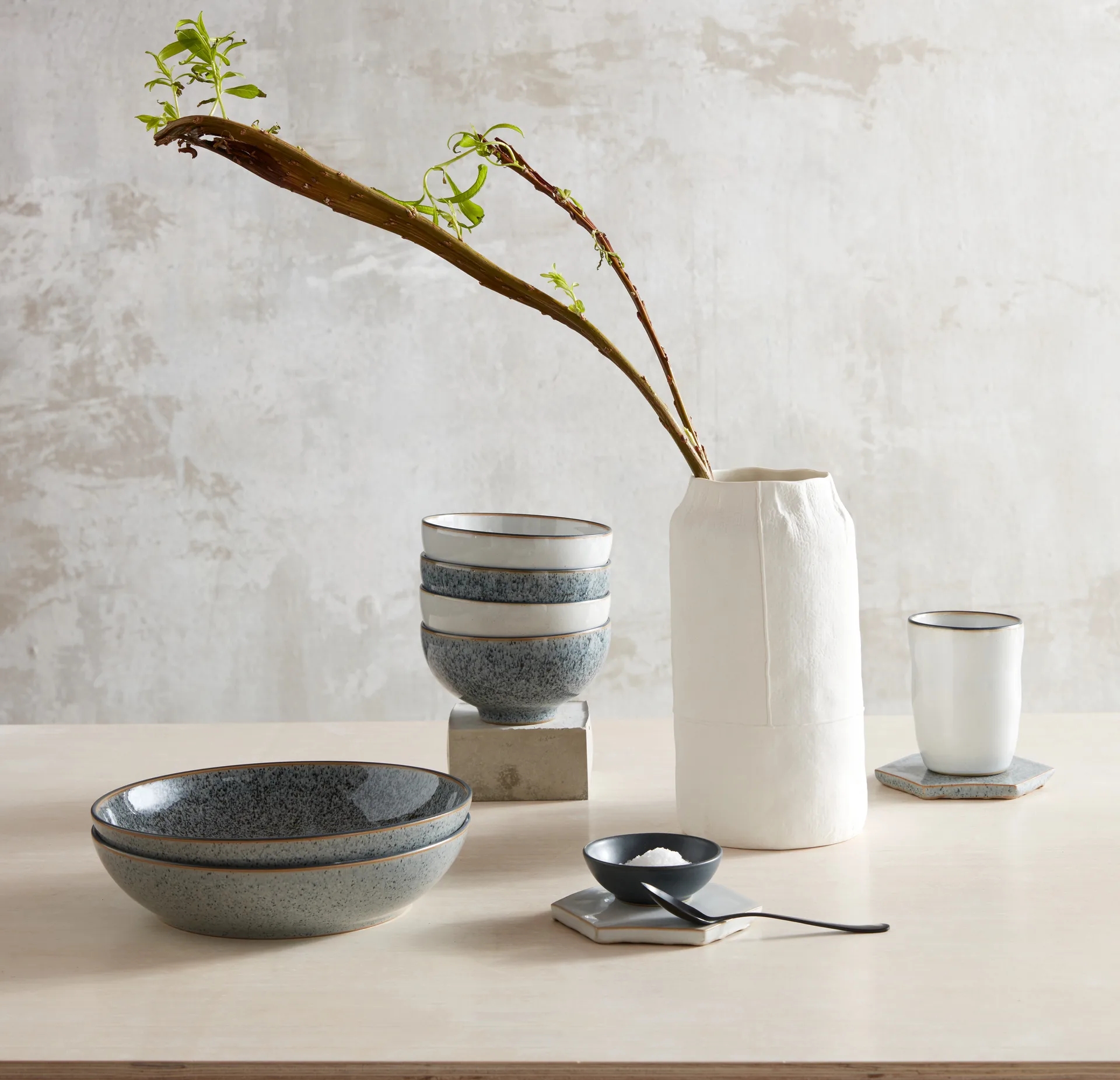 Studio Grey -pastakulho, 22 cm, Graniitti Denby