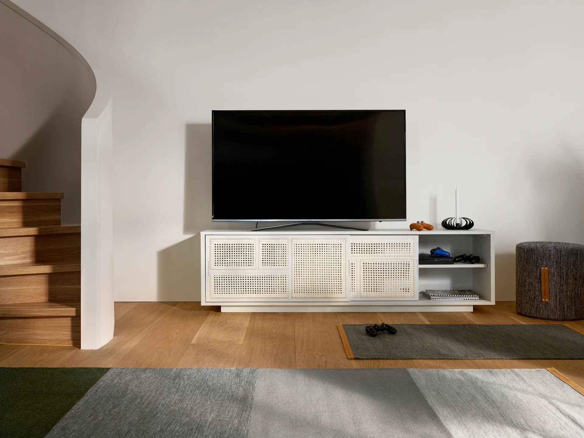 Air sivupöytä, matala, Valkoinen, rottinki Design House Stockholm