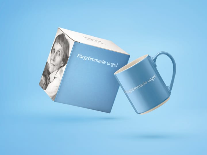 Astrid Lindgren -muki, förgrömmade Unge!, Ruotsinkielinen teksti Design House Stockholm