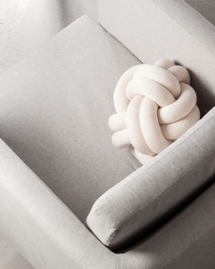 Knot tyyny, Cream Design House Stockholm