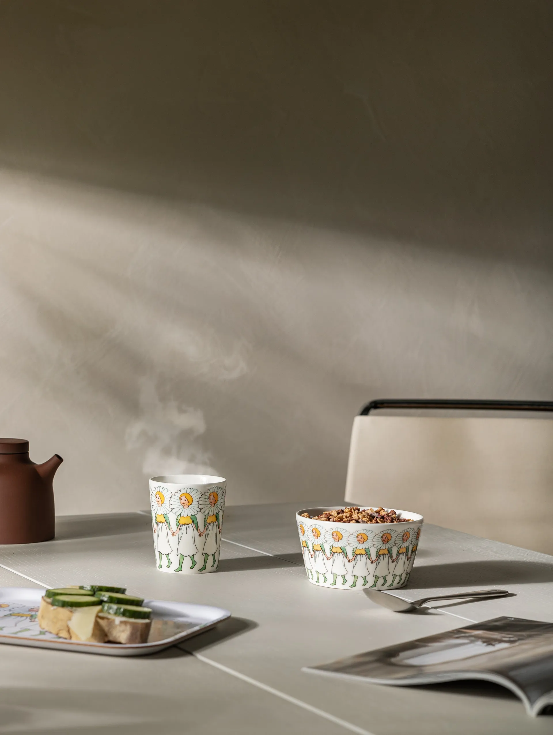 Marguirite tarjotin, marguirite Design House Stockholm