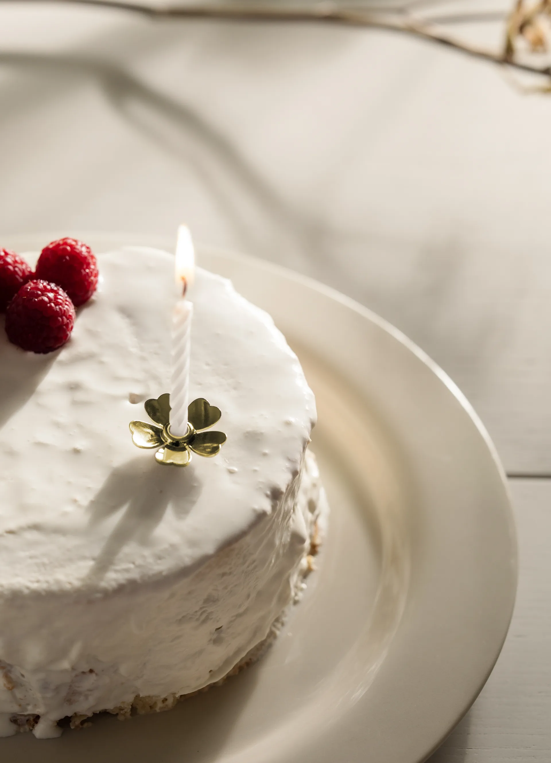 Me to You -kynttilänjalka, Kulta Design House Stockholm