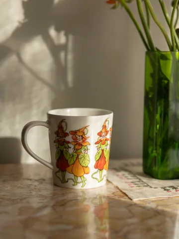 Nasturtium muki kahvalla 40 cl - White - Design House Stockholm