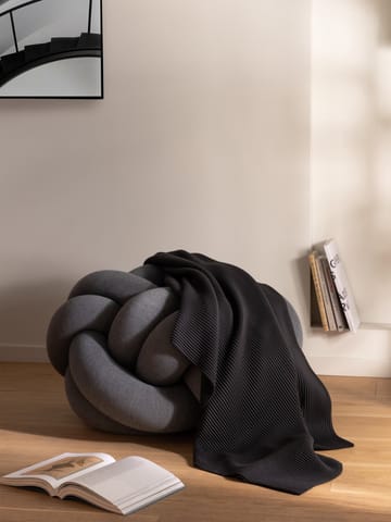 Pleece huopa 140 x 170 cm - Musta - Design House Stockholm