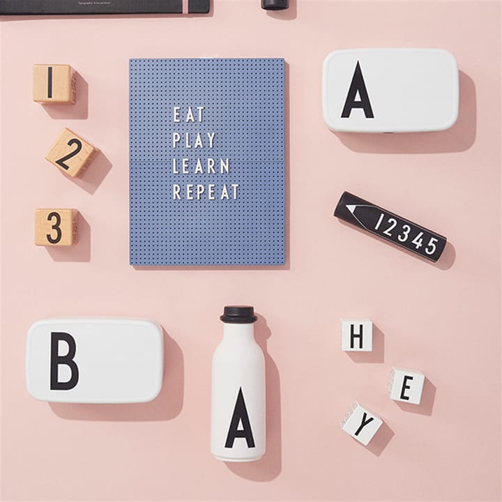 AJ Vintage termospullo, A Design Letters