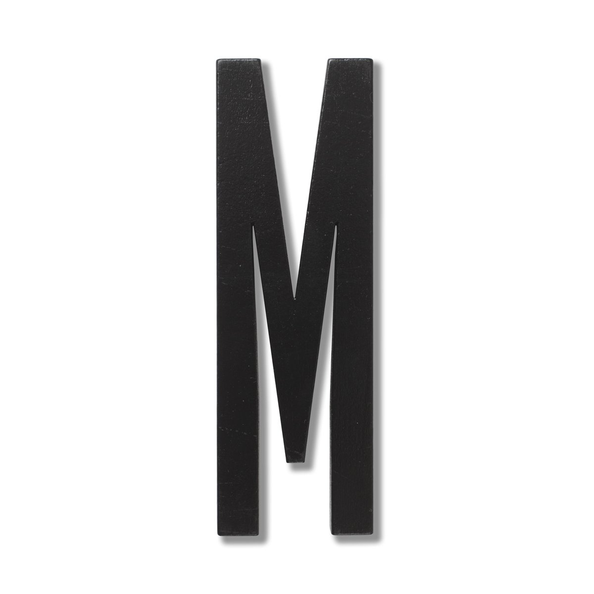 Design Letters -kirjain M | Skandinaavinen Sisustus | Lastenhuoneen sisustus | Musta