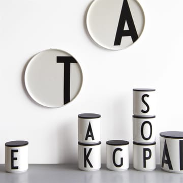 Design Letters kuppi - V - Design Letters