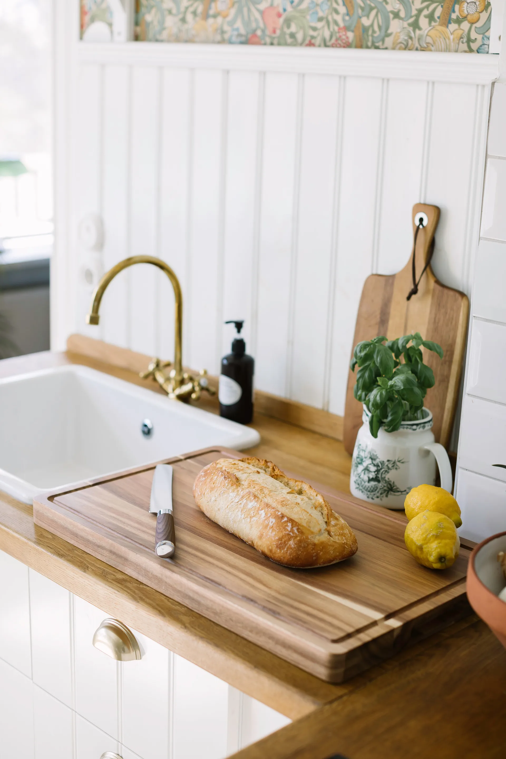 Skyle leikkuulauta 35 x 56 cm, Akaasia  Dorre