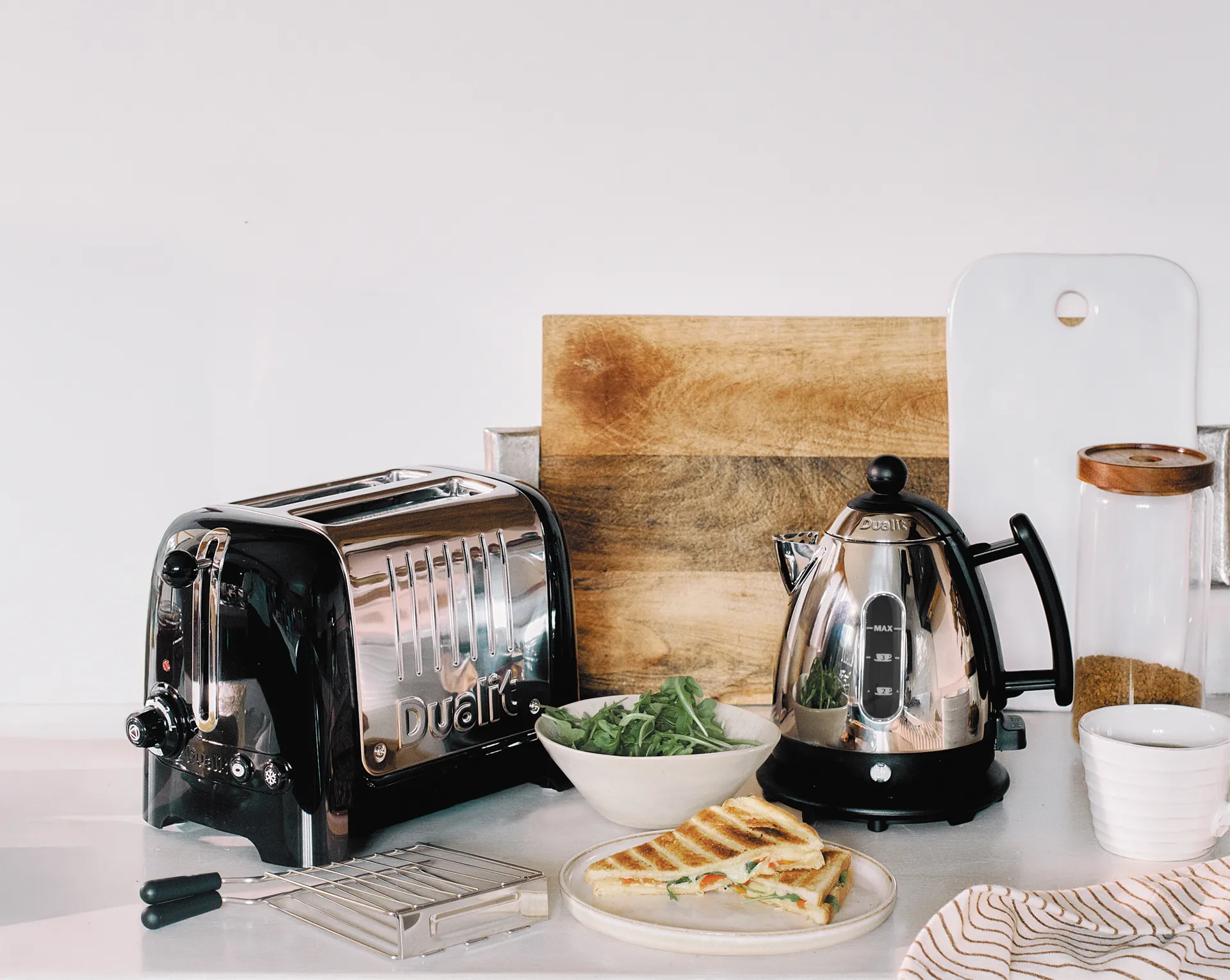 Dualit Lite vedenkeitin ja leivänpaahdin 2 osaa, Musta Dualit