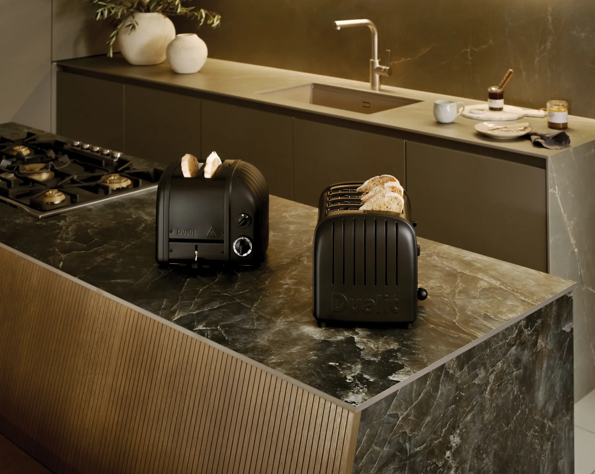 Leivänpaahdin Classic 2 Viipaletta, Stelth Dualit