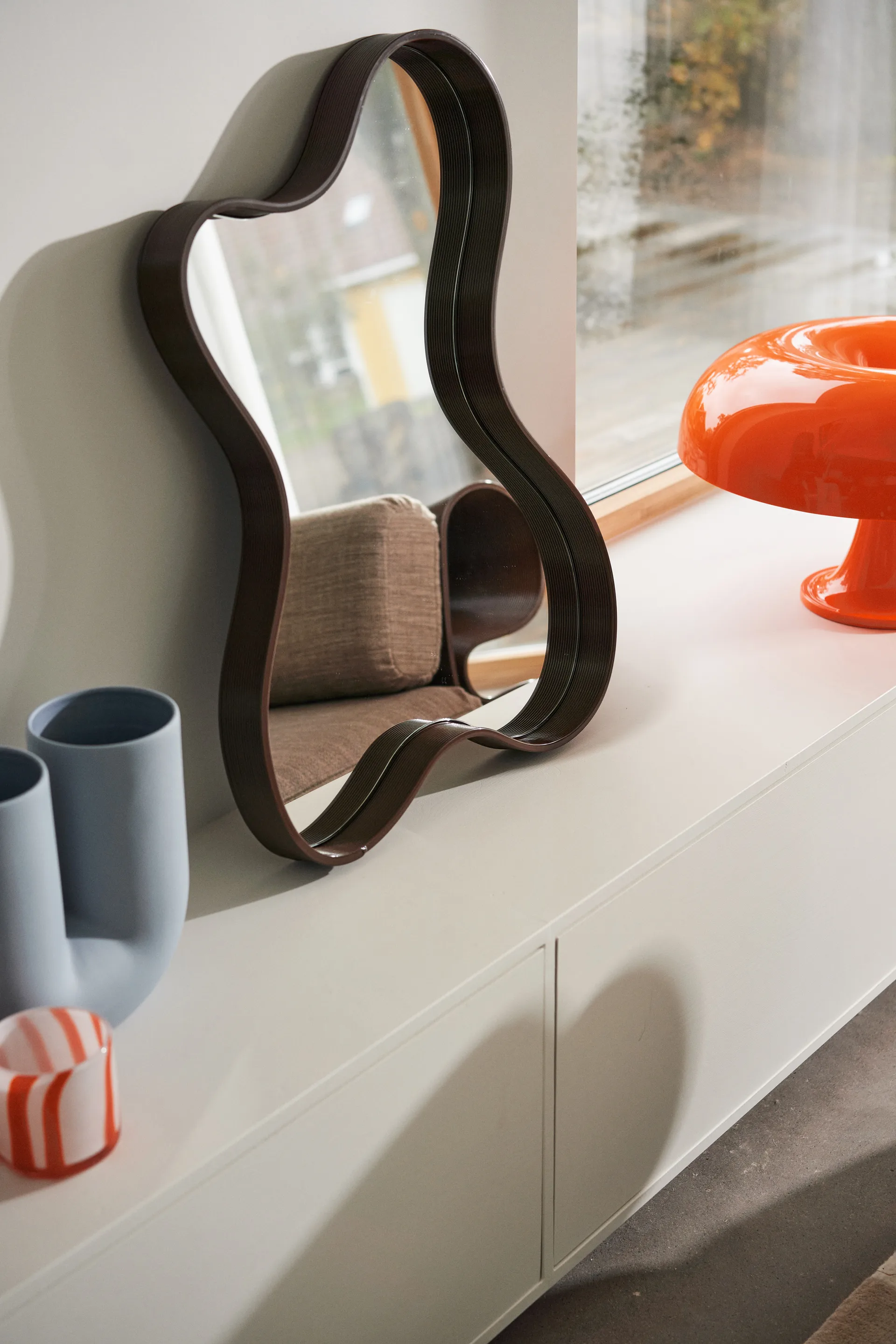 Pebble peili small 56x76 cm, Chocolate Ekbacken Studios