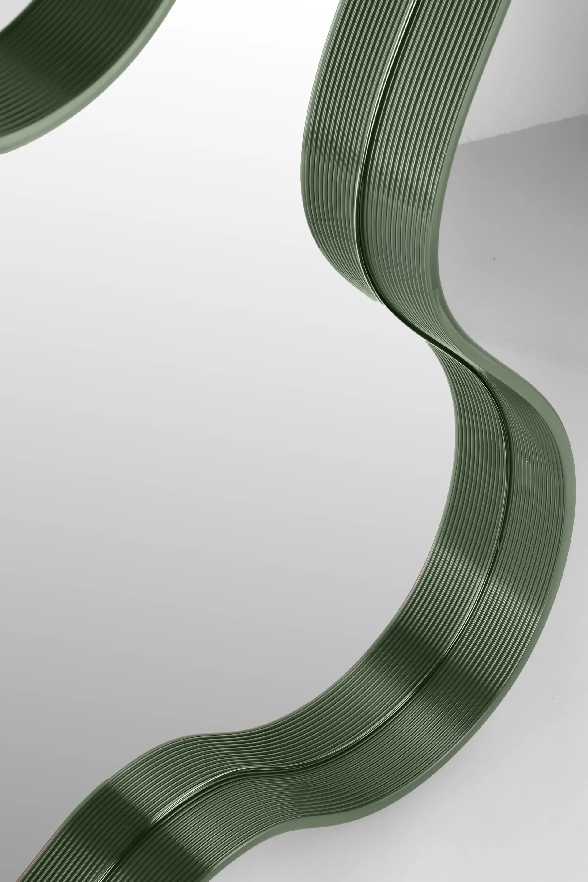 Pebble peili small 56x76 cm, Olive Ekbacken Studios