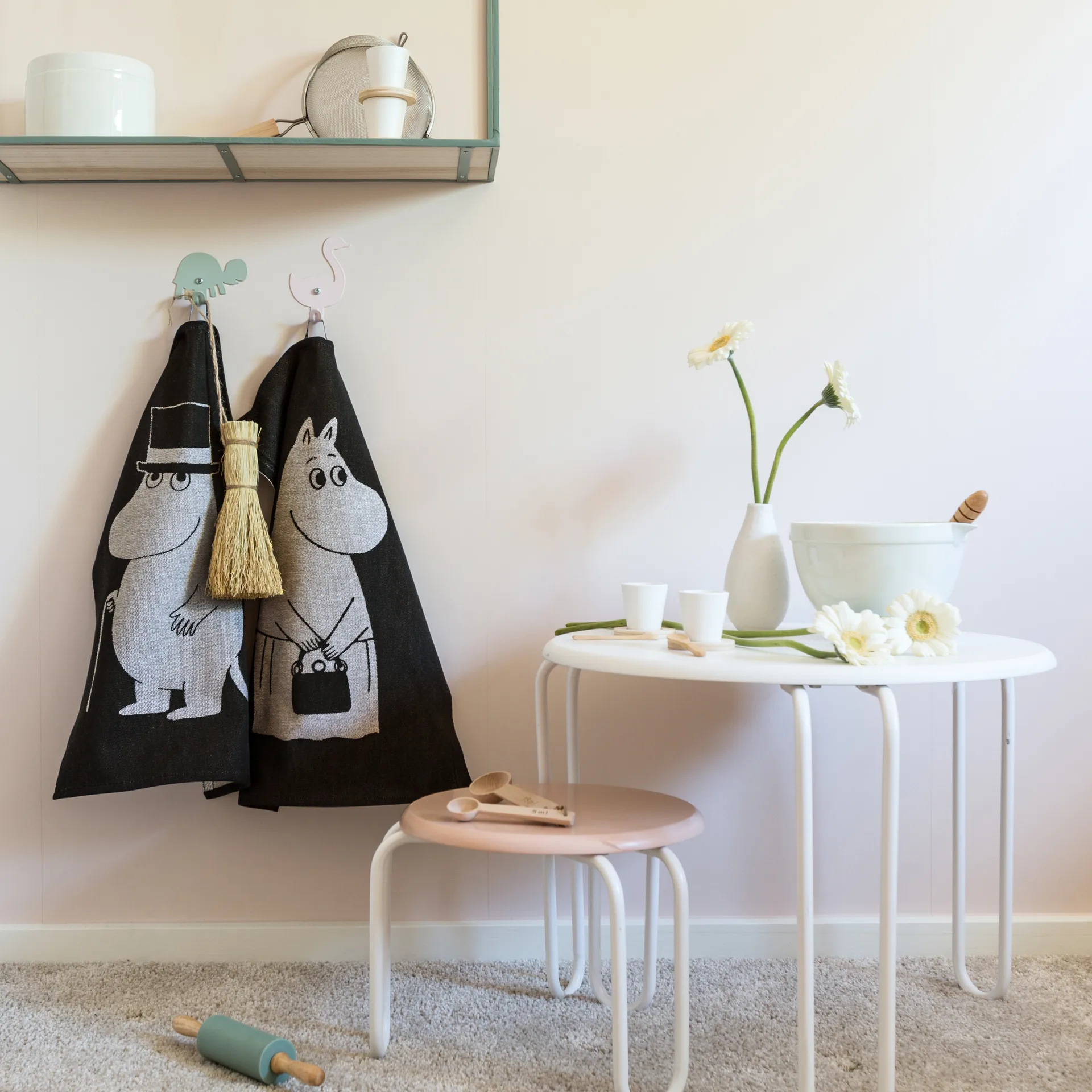 Big Muumipappa -keittiöpyyhe, 35 x 50 cm, Musta Ekelund Linneväveri