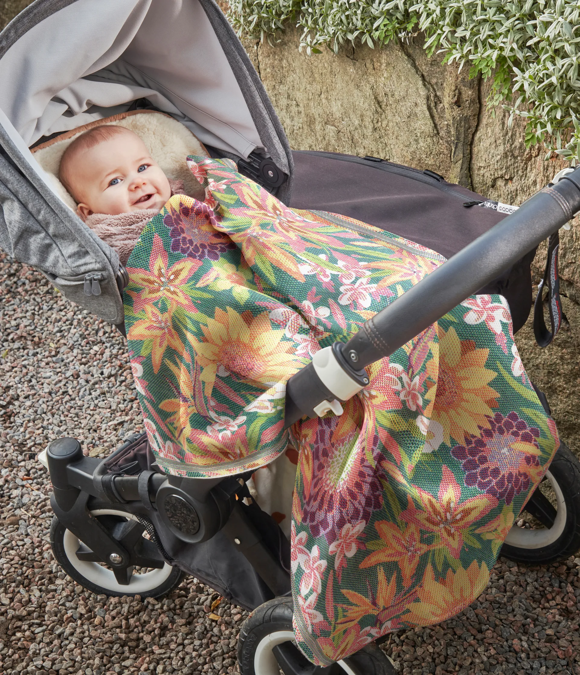 Flores vauvanpeitto 70x75 cm, Multi Ekelund Linneväveri