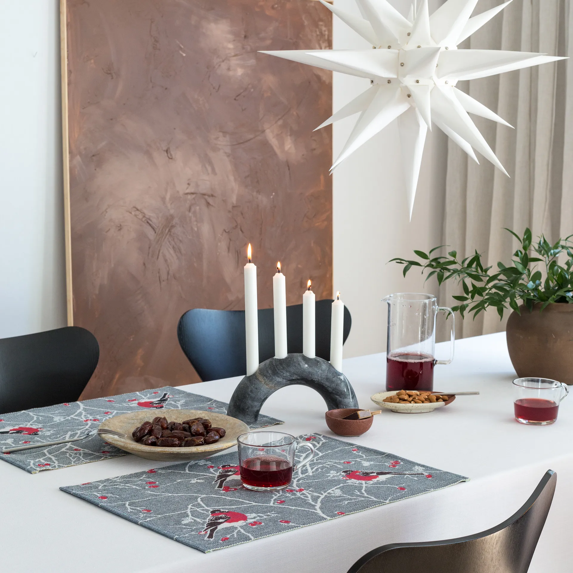 Frostkvist pöytätabletti 35x48 cm, Harmaa Ekelund Linneväveri