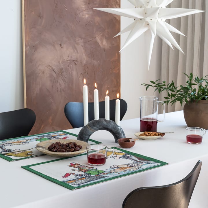 Pettson & Findus -pöytätabletti 35x48 cm, Pepparkaksbak Ekelund Linneväveri