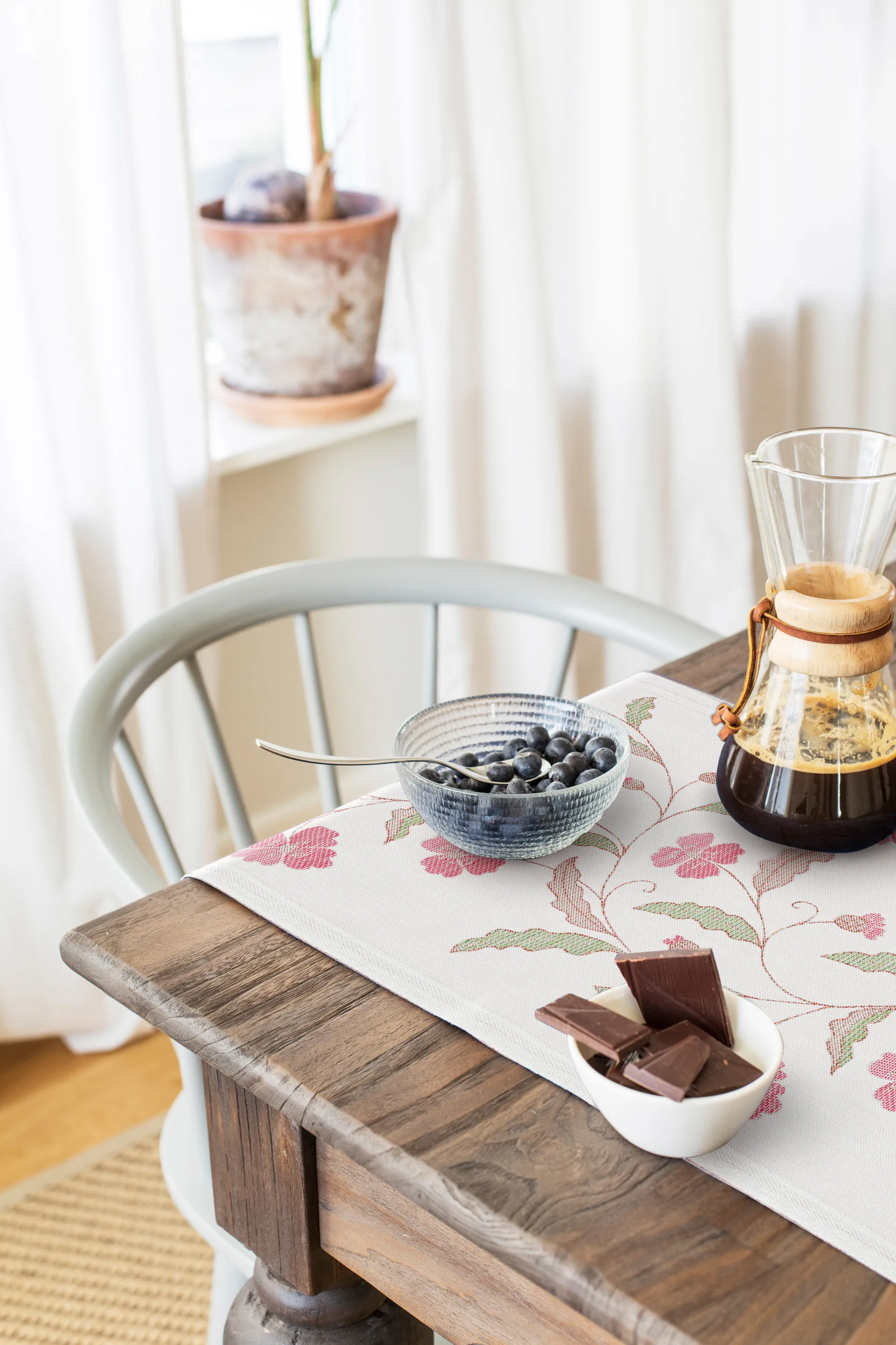 Vindvallmo kaitaliina, 35 x 120 cm Ekelund Linneväveri