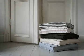 Ernst istuintyyny 45x45 cm - Sinivalkoinen - ERNST