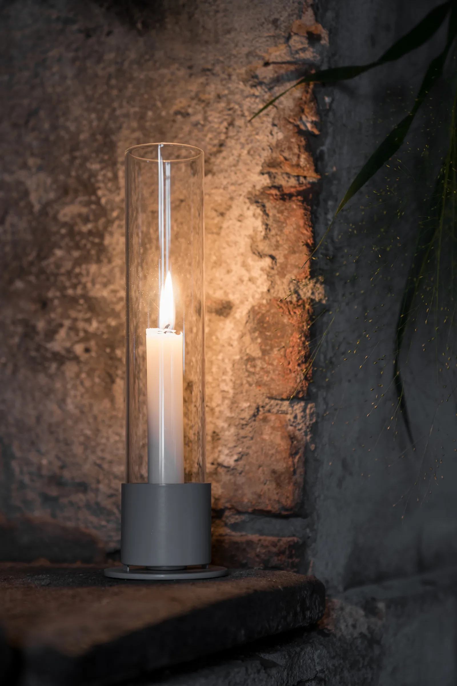 Ernst kynttilänjalka lasisylinteri Ø7,5 cm, Mullvad ERNST