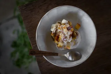 Ernst lautanen kivitavara - Valkoinen–luonnollinen, Ø17×3 cm - ERNST