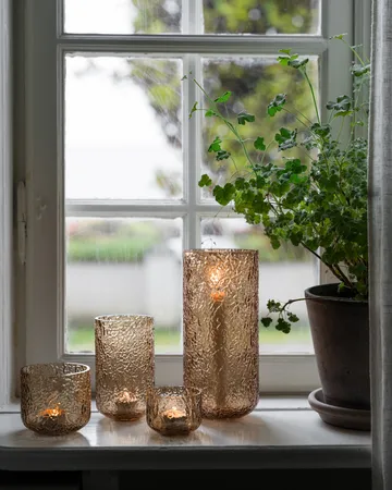 Ernst maljakko/kynttilälyhty kuvioitu - Meripihka, Ø8x6 cm - ERNST