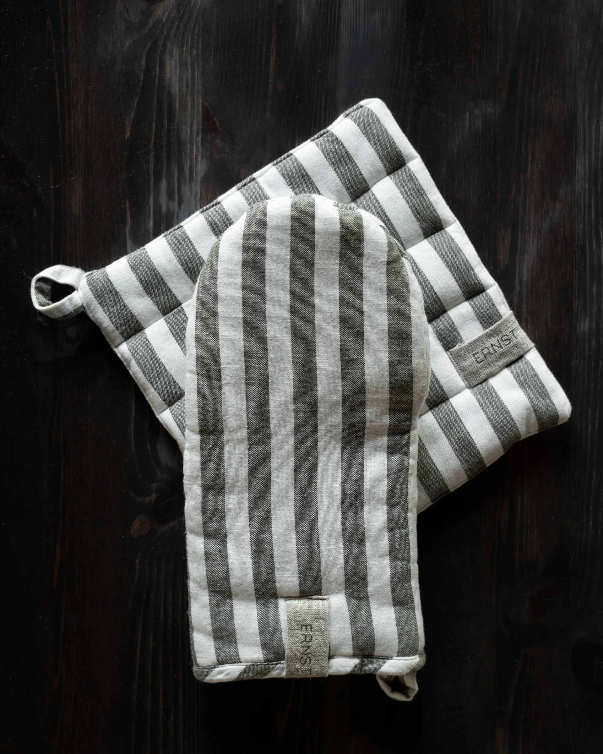 Ernst patalappu leveä raita 23x25 cm, Salvia-valkoinen ERNST