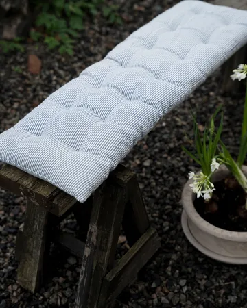 Ernst pehmuste 30x100 cm - Sinivalkoinen - ERNST