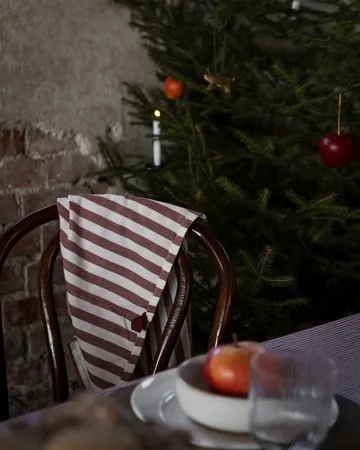 Ernst pöytäliina raidallinen 145x300 cm. - Punainen-valkoinen - ERNST