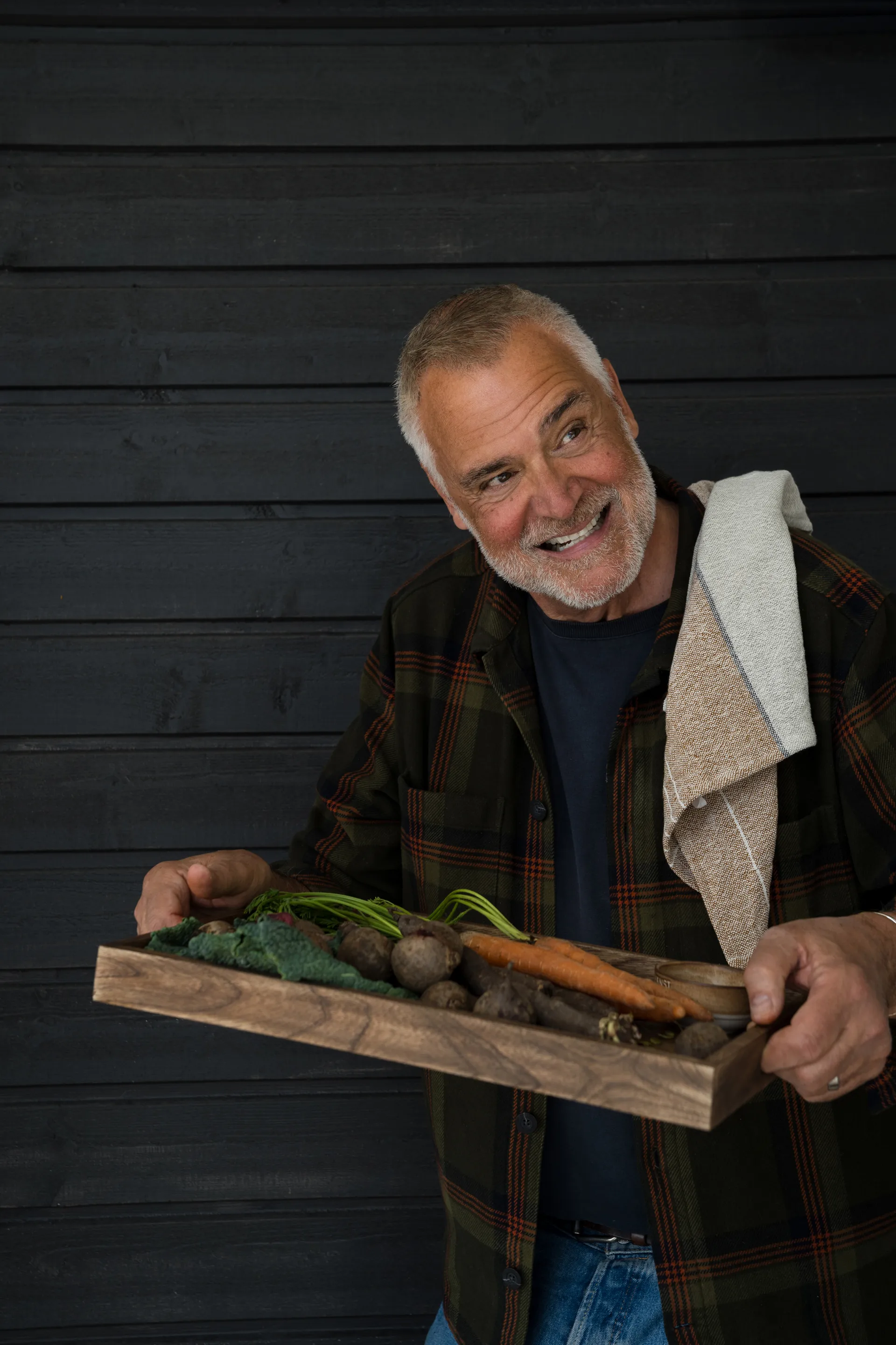 Ernst tarjoilualusta 30x45 cm, Tumma ruskea ERNST