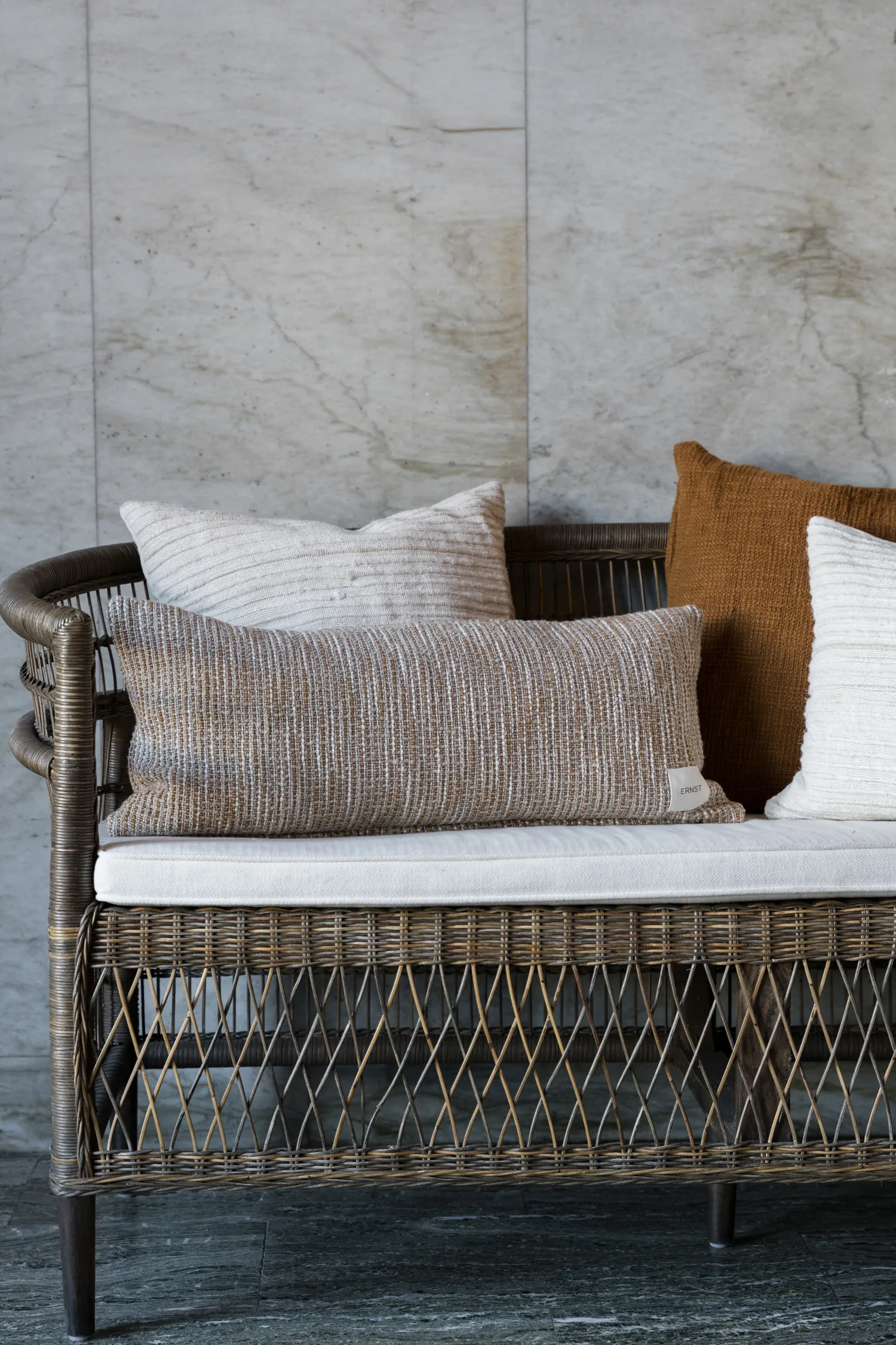 Ernst tyynyliina, Kola-beige, 30×70 cm ERNST