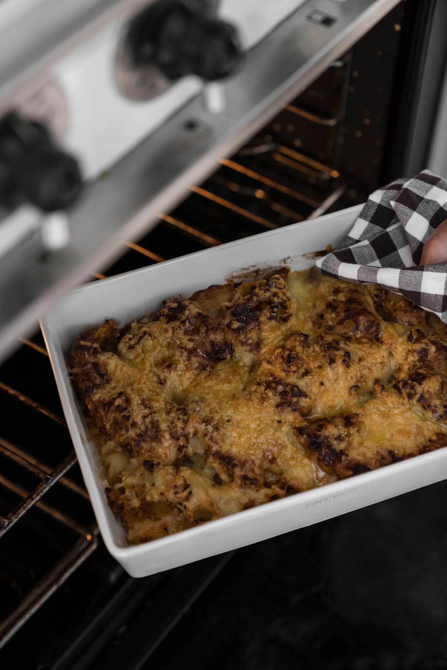 Ernst uunivuoka 27x34 cm, Luonnonvalkoinen ERNST