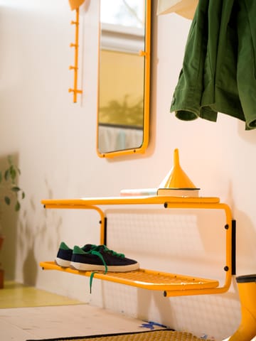 Classic kenkähylly 120 cm - Auringonkeltainen - Essem Design