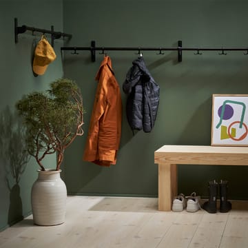 Nostalgi naulakko - Saksanpähkinä, valkoinen runko - Essem Design