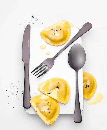 Eternum Napoli aterinsetti 16 osaa - Musta - Eternum